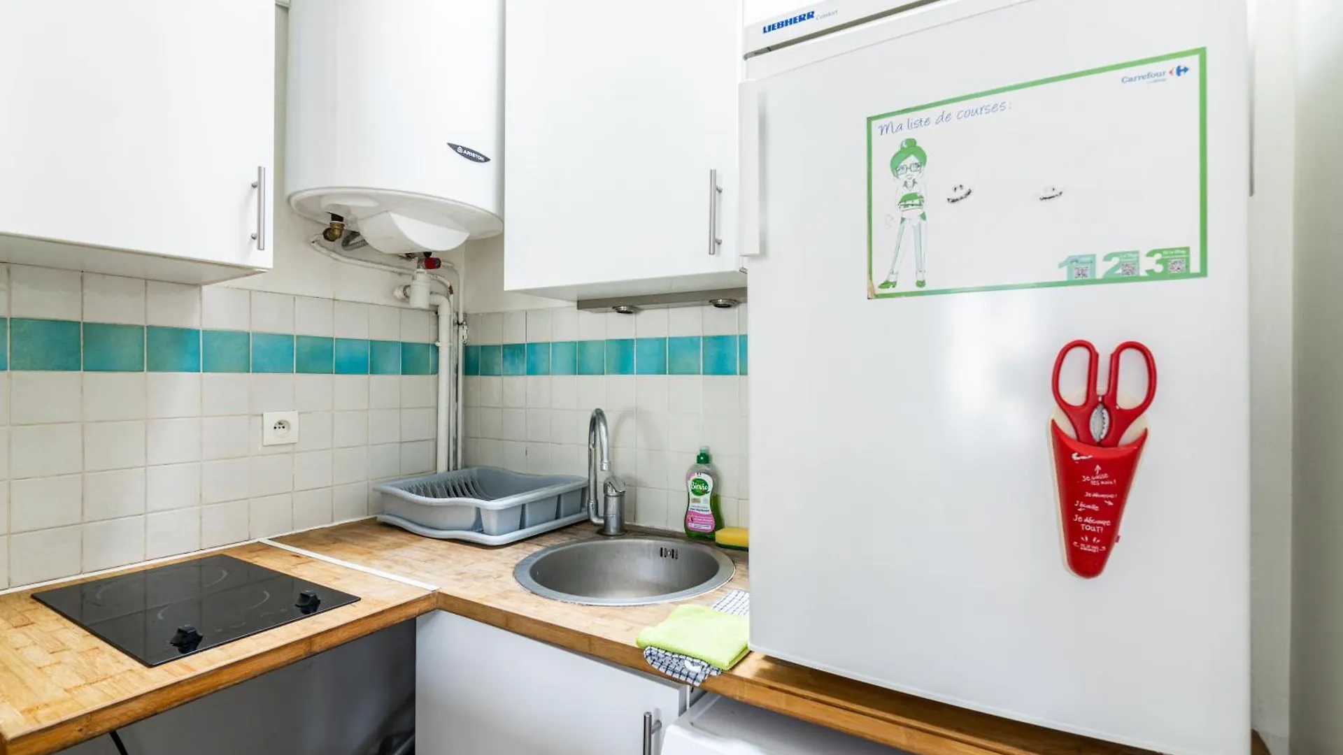 Luxurious 2 Bedroom Tour Eiffel Bourdonnais Free Netflix Párizs Franciaország